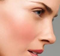 بهذه الطريقه ستحصلى على خدود ممتلئه في اسبوع