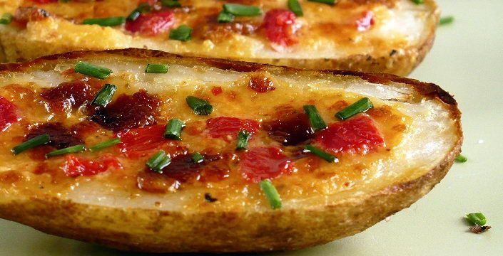 البطاطس المشوية بالجبنة