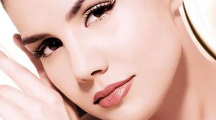 وصفة طبيعية تغنيك عن الماسكارا