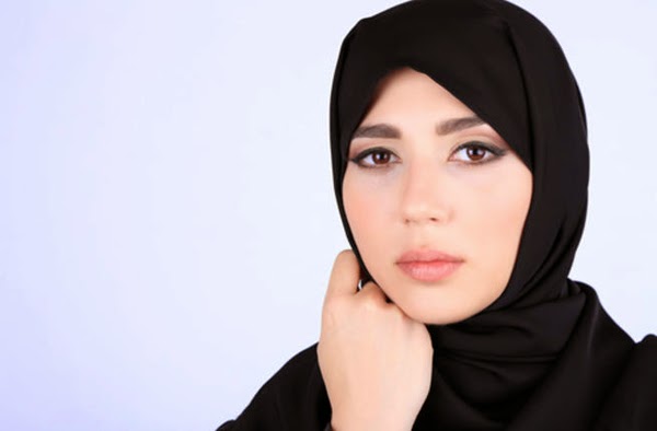 حيل سهلة لإعادة الحيوية لبشرتك المتعبة في رمضان