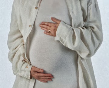 هل العلاقة الجنسية أثناء الحمل خطر علي الجنين ؟