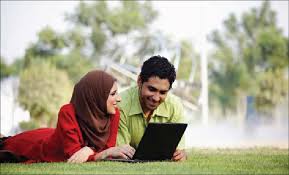 المتزوجون السعداء يكسبون المزيد من الوزن
