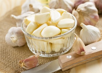 محذورات الثوم الطبية