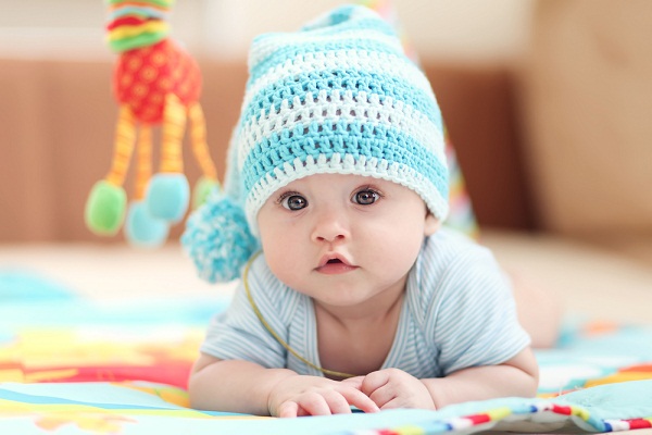 أعراض مرض البهاق عند الأطفال وطرق العلاج منه
