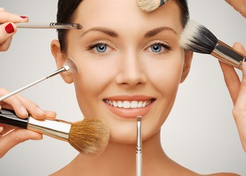 عمليات تجميل طبيعية فى المنزل