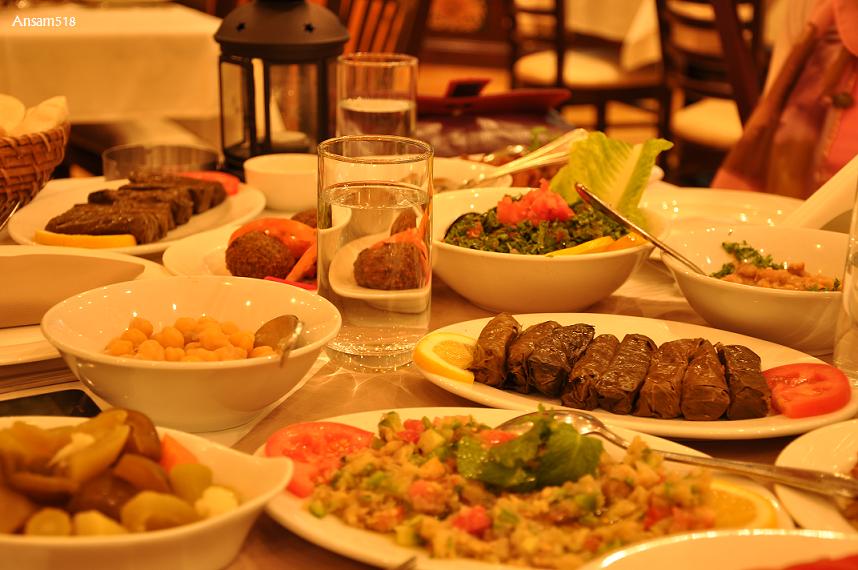 فن الاتيكيت على مائدة رمضان