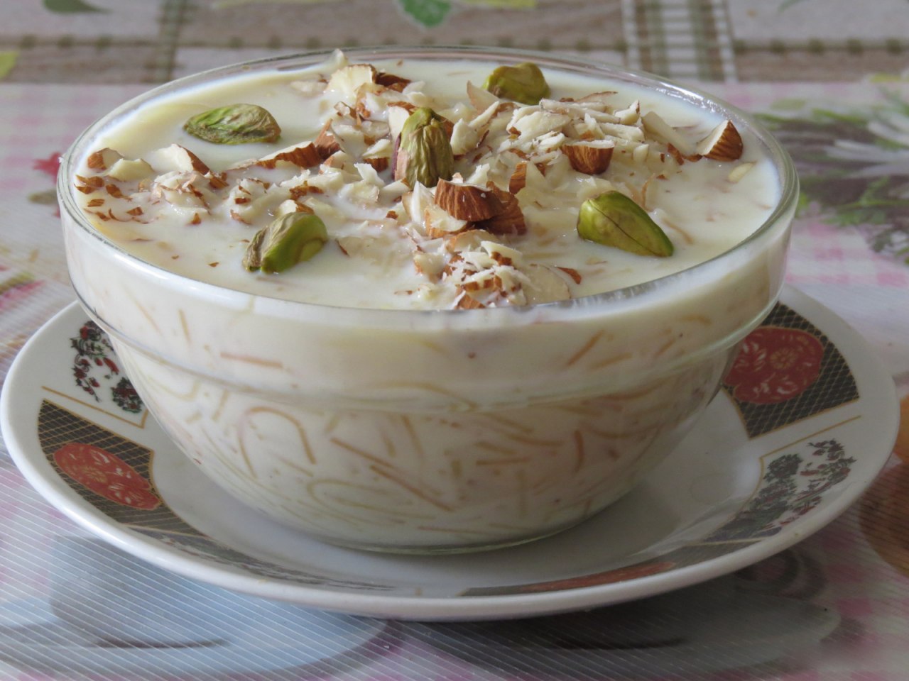 طريقة عمل حلوى الشعيرية بالحليب