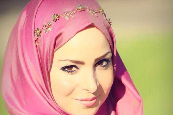 بالصور.. اكسسوارات الحجاب لإطلالة مميزة وجذابة