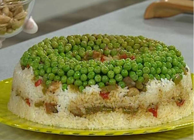 الأرز بالبسلة واللحمة المفرومة