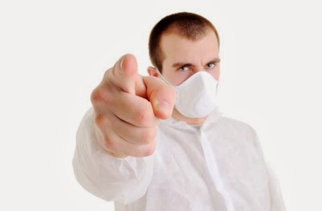 تخلص من رائحة الفم الكريهة بـ 10 طرق فقط