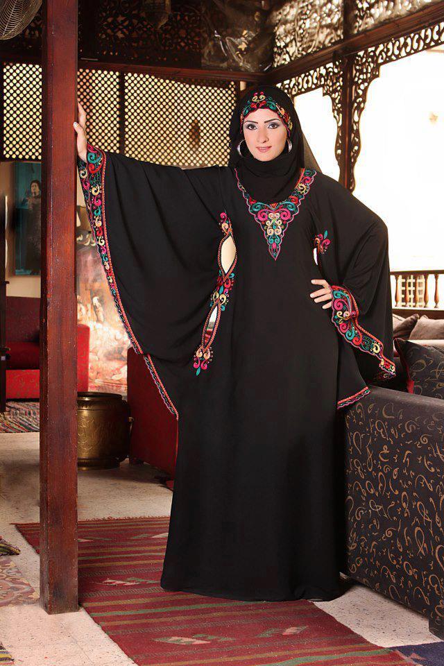 عبايات مميزة للمراة المتحجبه