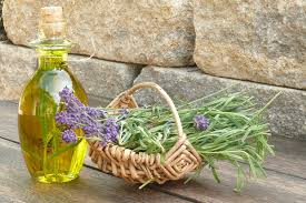 عطري جسمك طبيعياً باللافندر وتمتعى برائحة تدوم