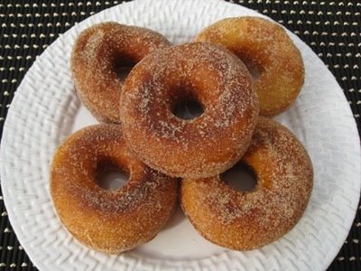 طريقة عمل دونات القرفه