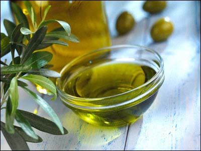 خلطة زيت الزيتون لإذابة الدهون