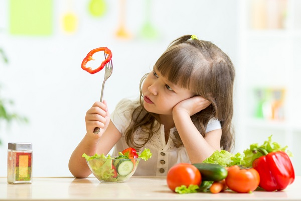 6 أطعمة طبيعية لعلاج نحافة طفلكِ
