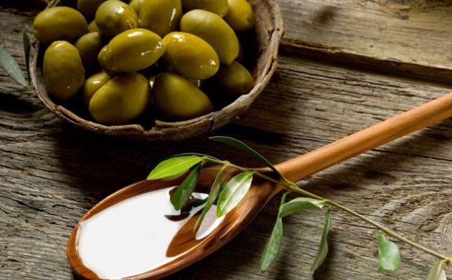مركّب طبيعي في زيت الزيتون يقتل الخلايا السرطانية في 30 دقيقة!