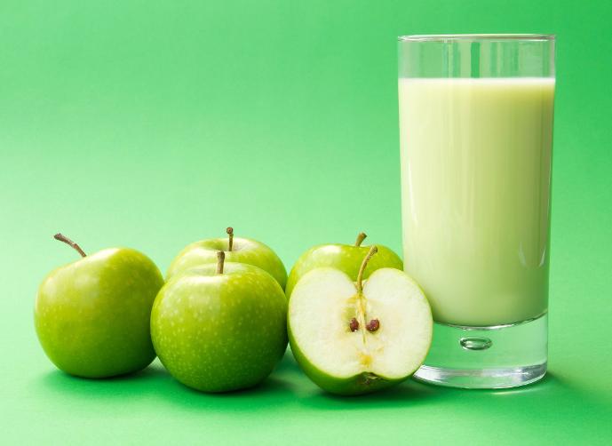 مشروب التفاح الأخضر للتخسيس