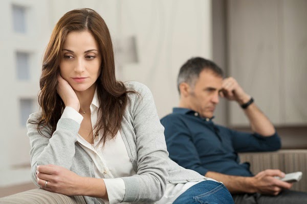 حلول لأبرز الأخطاء التي تسبب المشاكل بين الزوجين