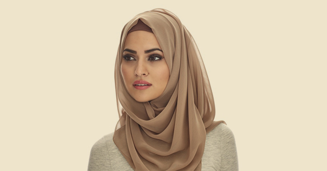 طريقة أرتداء الحجاب المرتفع بأسلوب مثالي