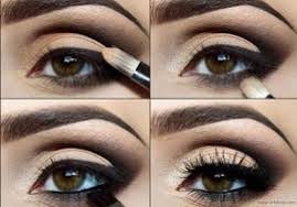 طرق سهلة لمكياج العيون الضيقة