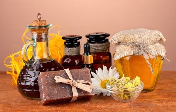 خلطات طبيعيه فعاله للتخلص من حروق الشمس