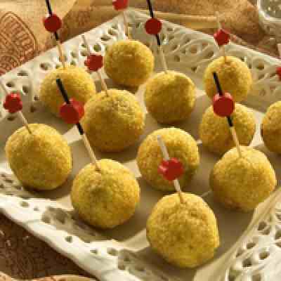كبة الأرز بحشو الكاري
