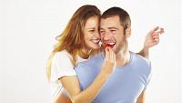 7 طرق تجعل حياتك الزوجية سعيدة إلى الأبد