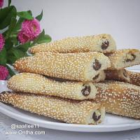 شابورة السمسم المحشية بالتمر