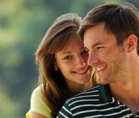 5 صفات تجذب الرجل إليك بقوة