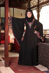 عبايات مميزة للمراة المتحجبه