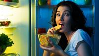   هل تناول الطعام في ساعة متأخرة من الليل يسبب السمنة؟