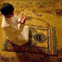  كيف أعود طفلي على الصلاة؟ 