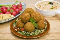 طريقة عمل فلافل بالحمص والجوز