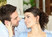 كيف تكسب المرأة ود الرجل بكل بساطة