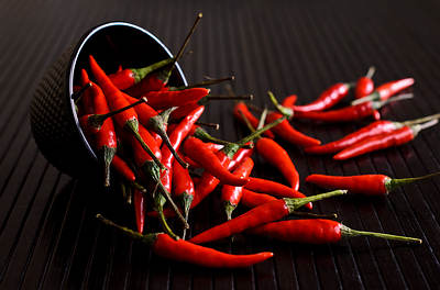 cayenne-pepper-black-bowl-opt