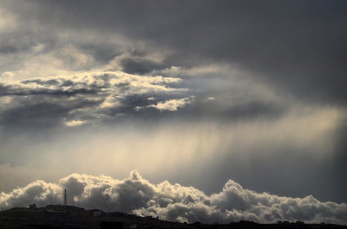 صور غيوم ممطرة